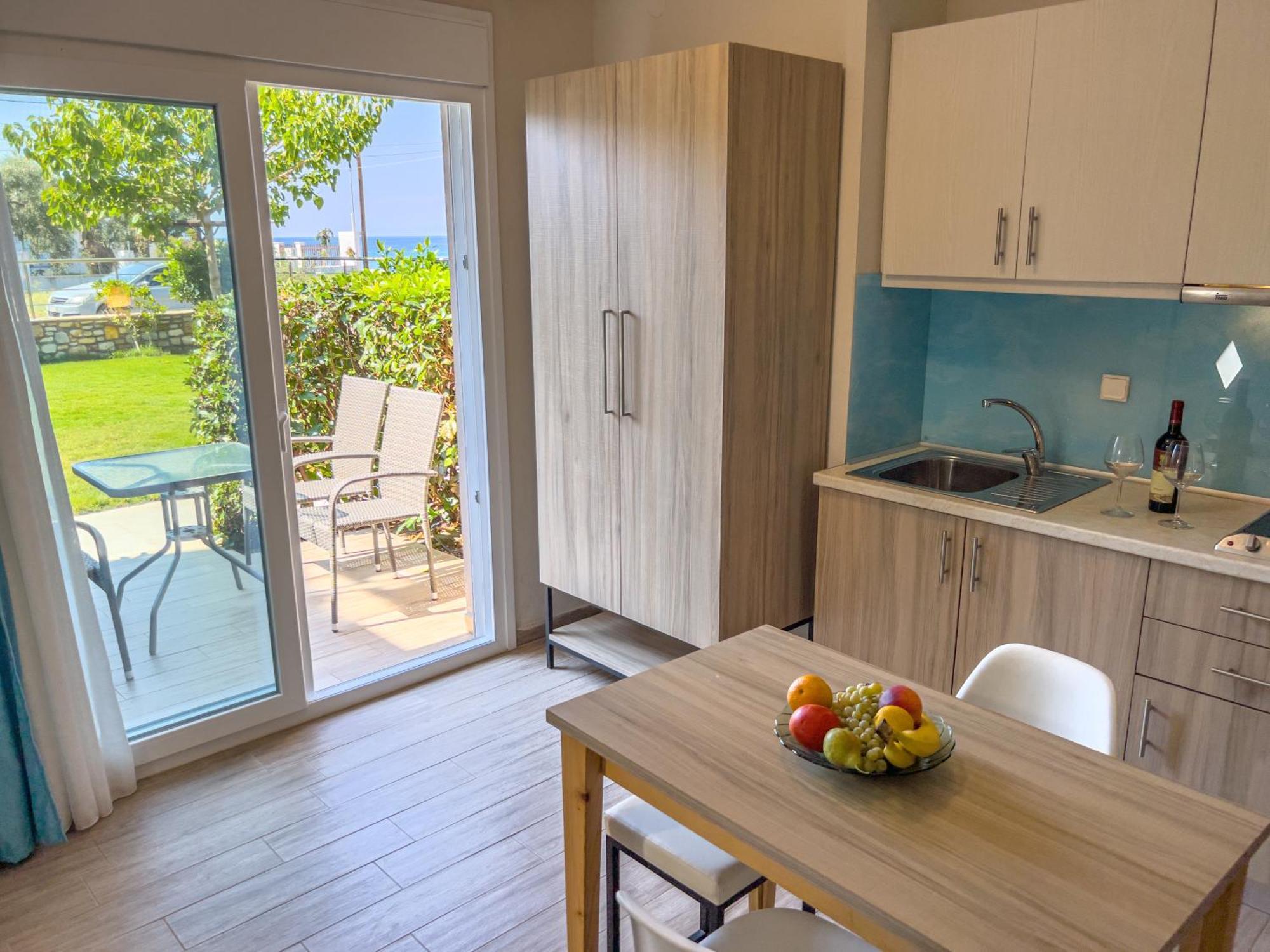 Yalos Beach Maisonettes Skala Sotiros Exterior foto